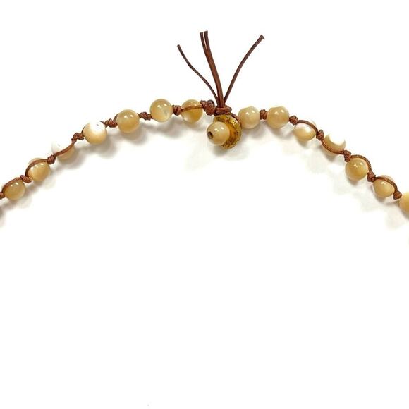 Beaded Necklace with Stone Pendant - Picture 8 of 10